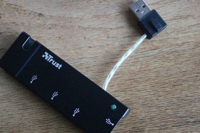 Mini Hub Trust 15005 4 Port USB 2.0
