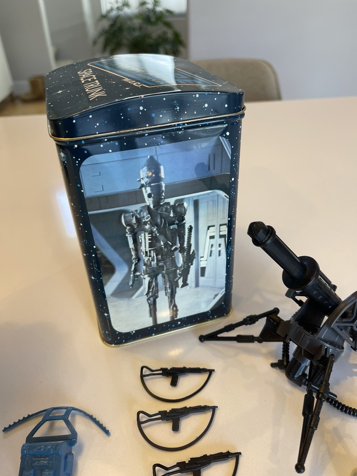 Vintage Star Wars Weapons & Accessories plus The Empire Strikes Back Space Trunk eBay