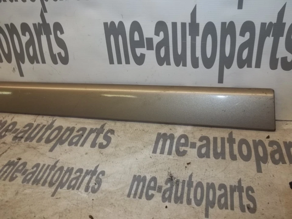 98-04 CADILLAC SEVILLA OEM CONDUCTOR IZQUIERDO PUERTA INFERIOR MOLDURA 25693999 Foto 3 de 4