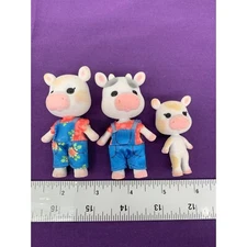 Sunny Days Entertainment, Honey Bee Acres Rainbow Ridge Three Flocked Cows Toys