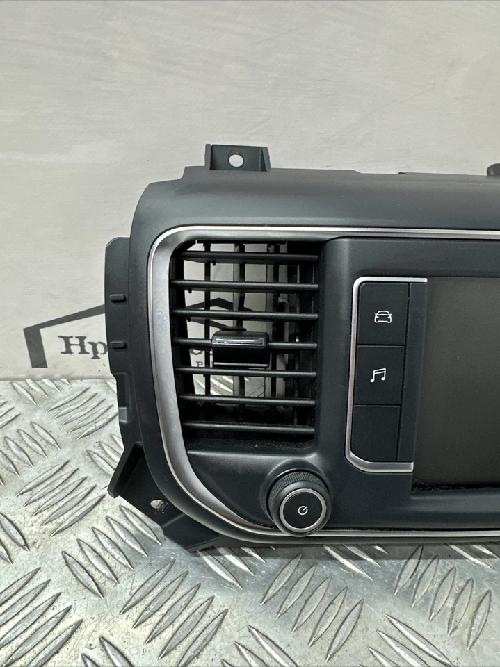 GENUINE VAUXHALL VIVARO MK3 2019 RADIO AND NAVIGATION DISPLAY 9831665880 - Image 2 of 4