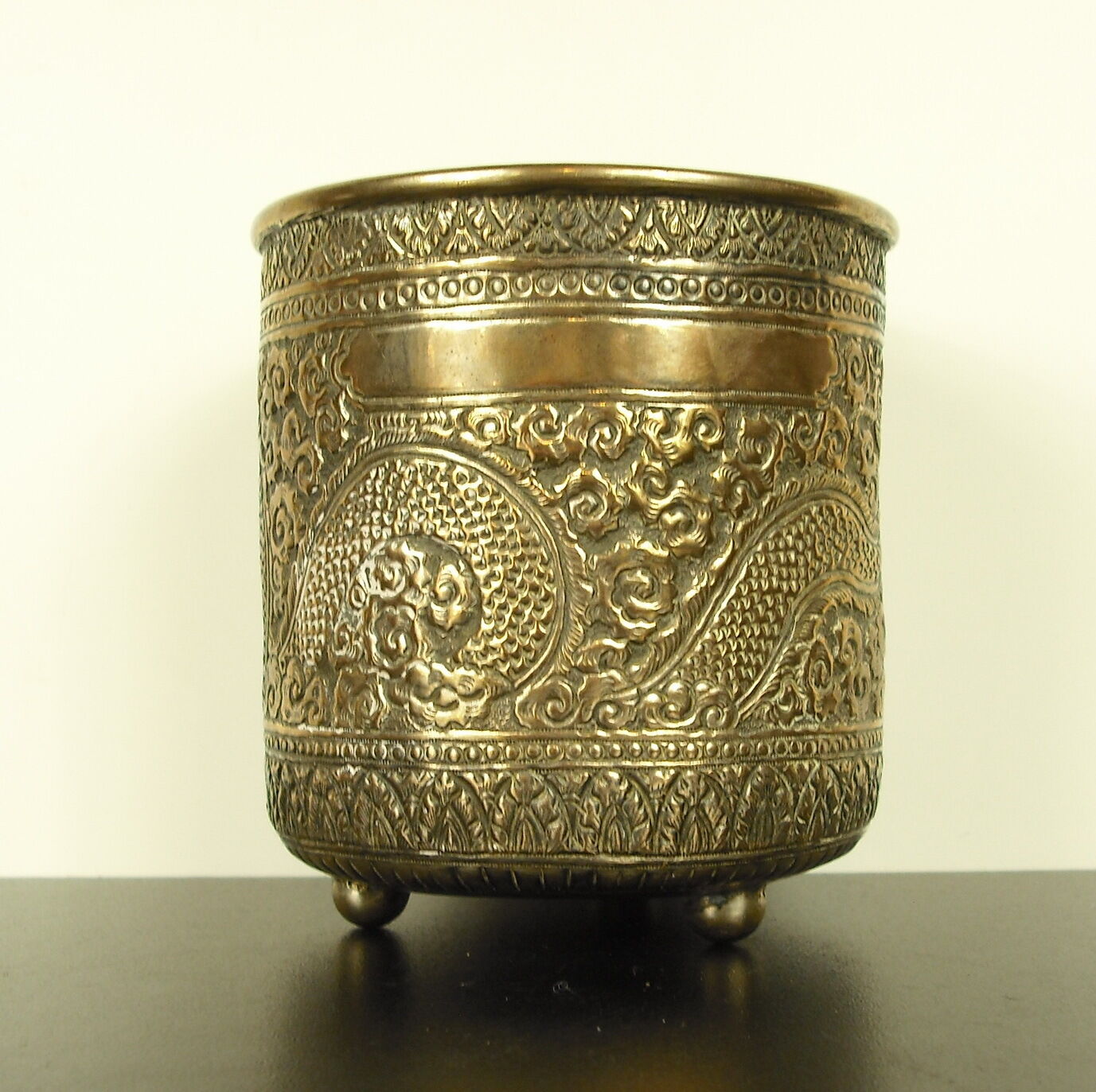 Pot Tripod Choose Dragon Copper Silver China 1900 China Silvered H:10,5 CM