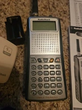 Radio Shack Model 20-164 PRO-95 Triple Trunking Handheld Scanner w Accessories 