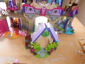 Lego Elves: Skyra's Mysterious Sky Castle #41078 used w/manual missing 1 cape