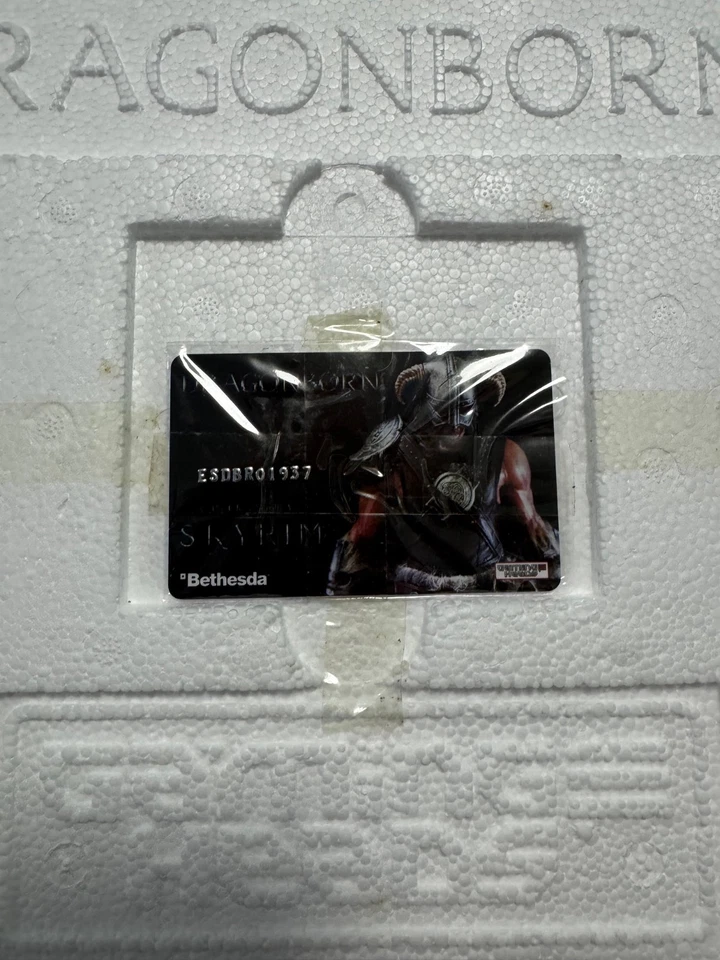 Cabezas de juego - The Elder Scrolls V Skyrim - Estatua Dragonborn - 819 / 1000 - Imagen 2 de 4