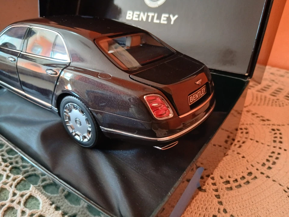 Bentley Mulsanne,minichamps 1/18 - Immagine 3 di 4