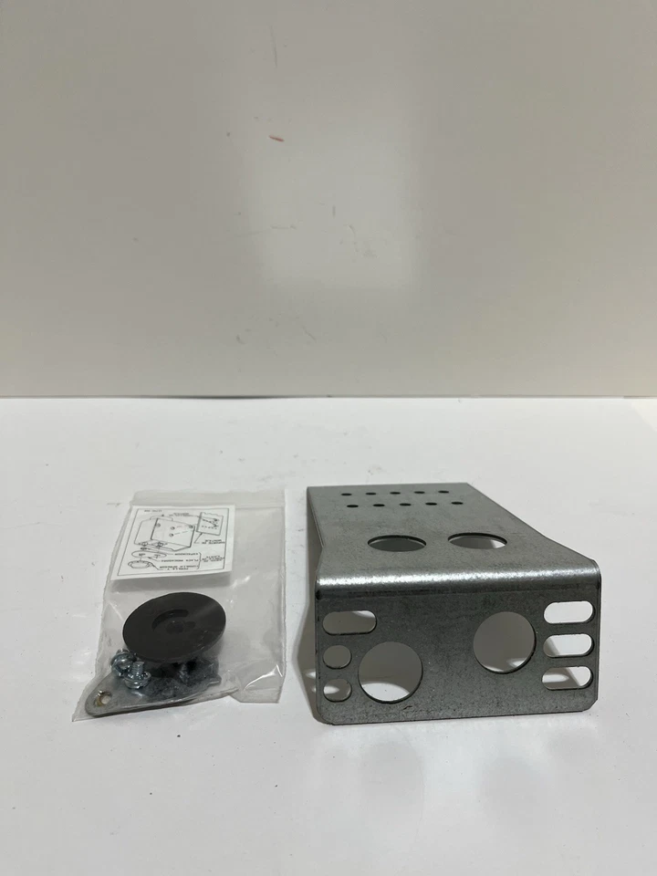 JOHNSON CONTROLS P70LB-1C Dual Pressure Control Revision C 500PSIG NEW IN BOX - Image 4 of 4