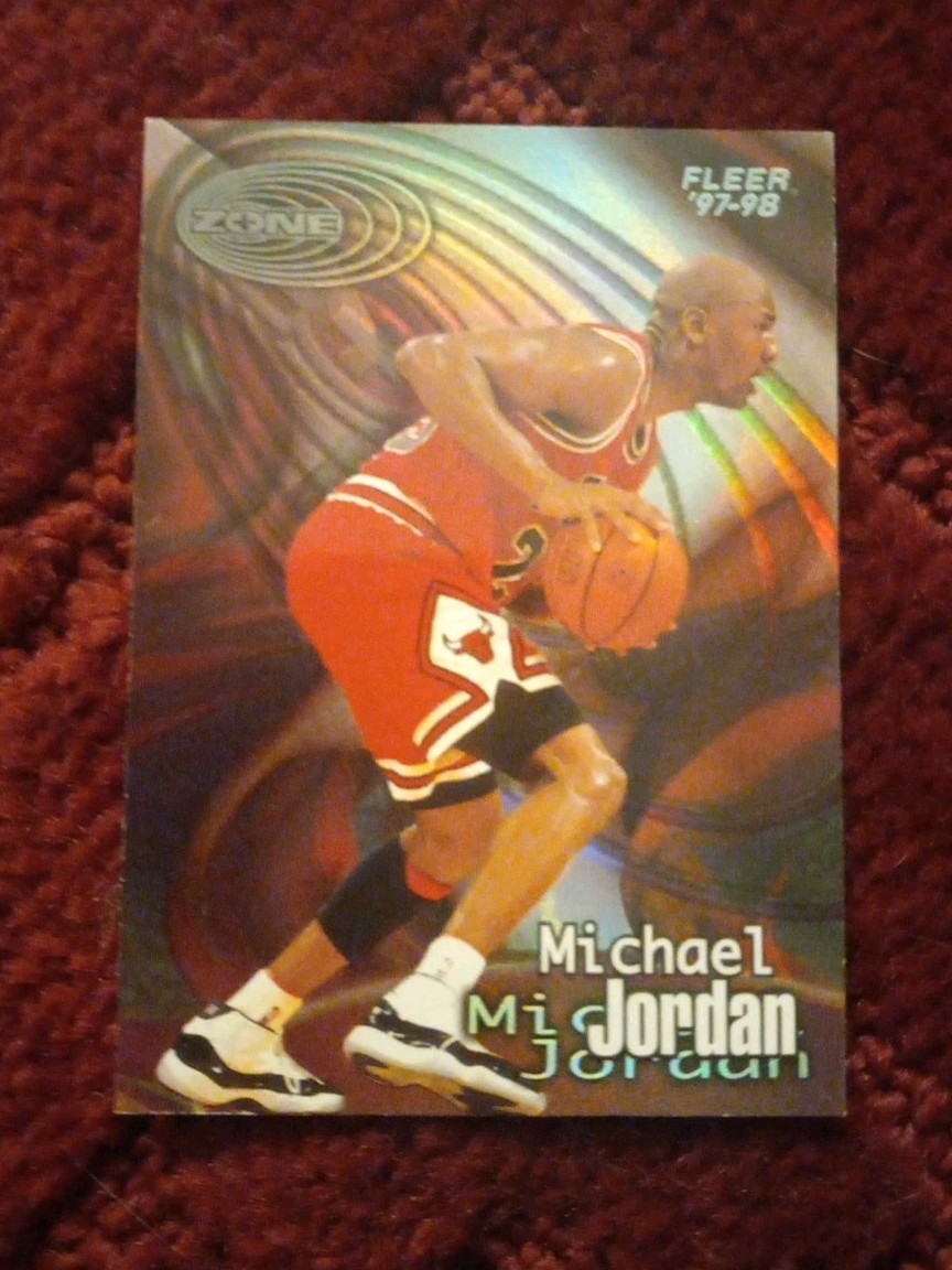 Michael Jordan 1997-98 Fleer Zone #10 HOLO Insert Chicago Bulls GREAT SHAPE 🔥🔥