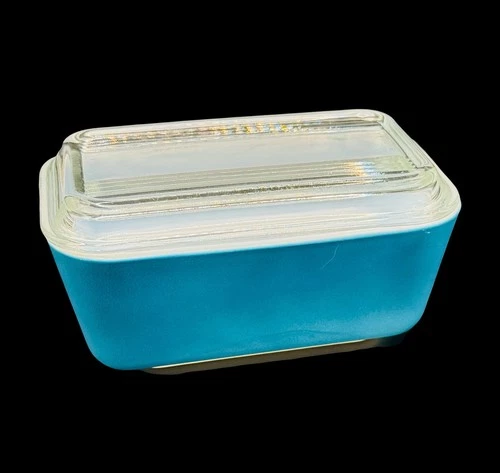 Vintage Pyrex Blue Refrigerator Dish #502 With Ribbed Lid 1.5 Pt