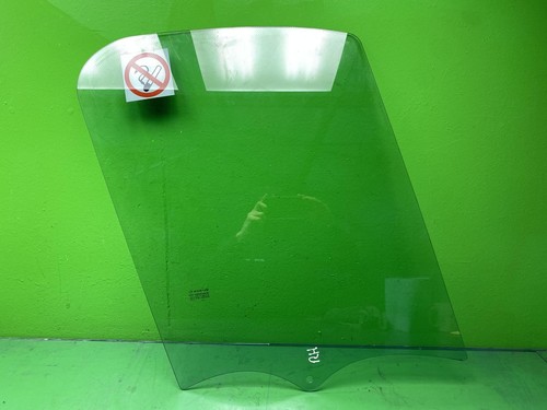 VAUXHALL VIVARO B Right Front Door Window drop glass Mk2 (X82) 14-19
