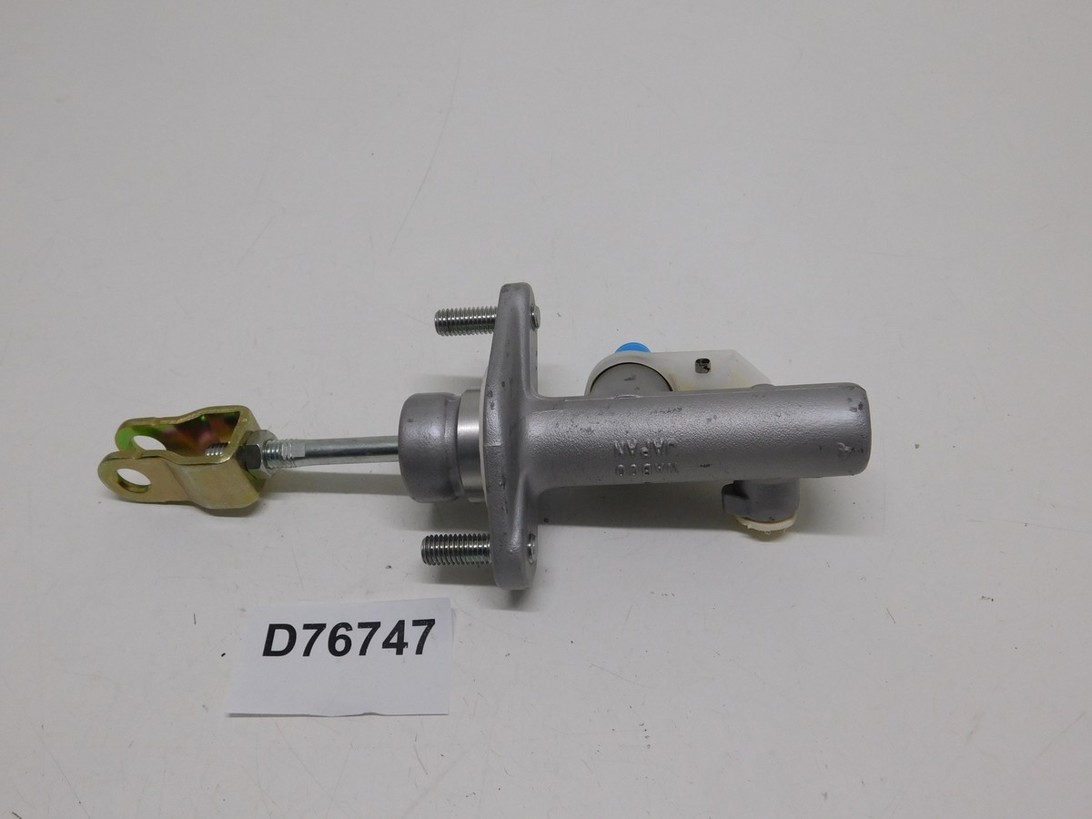 Original Clutch Master Cylinder Pump For MITSUBISHI SPACE