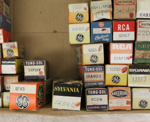 Mixed Lot of 80+ Vintage NOS & Used Audio Vacuum Tubes RCA Sylvania GE Tung-Sol - Picture 6 of 7