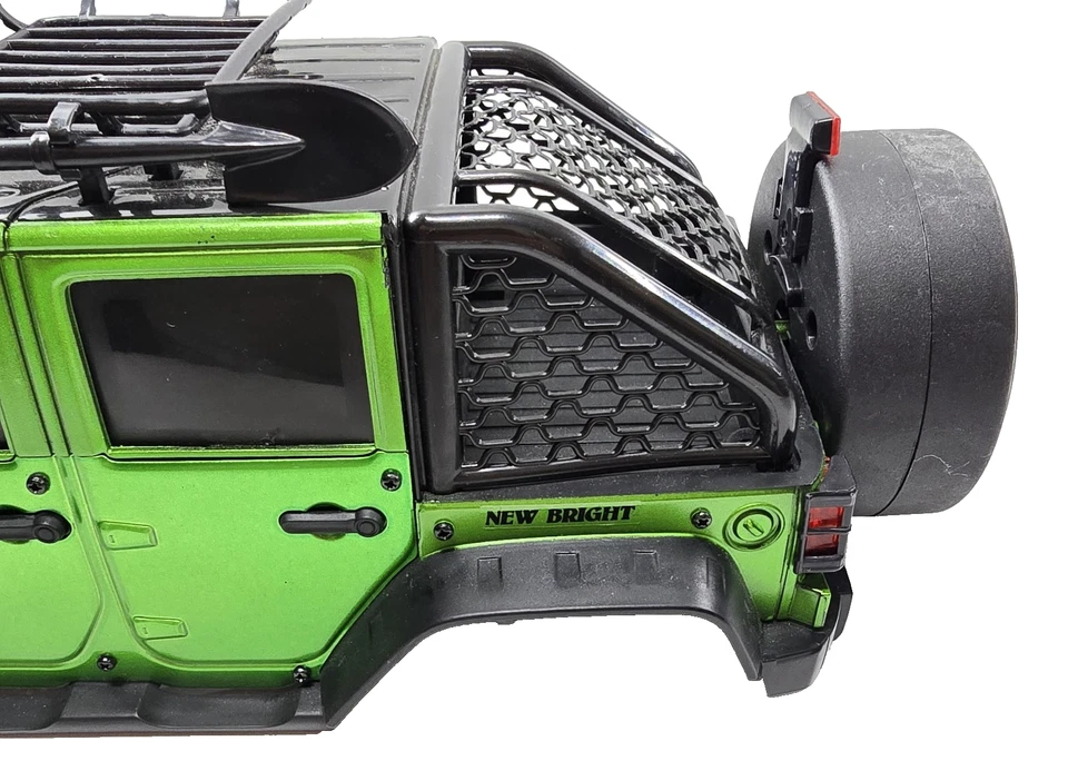 Jeep Wrangler RC Body Shell 1:10 ~ 17” Green New Bright - Image 3 of 4