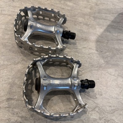 SE Bikes Bear Trap Pedals, Alloy Color, Used In Good Condition, No Reflectors