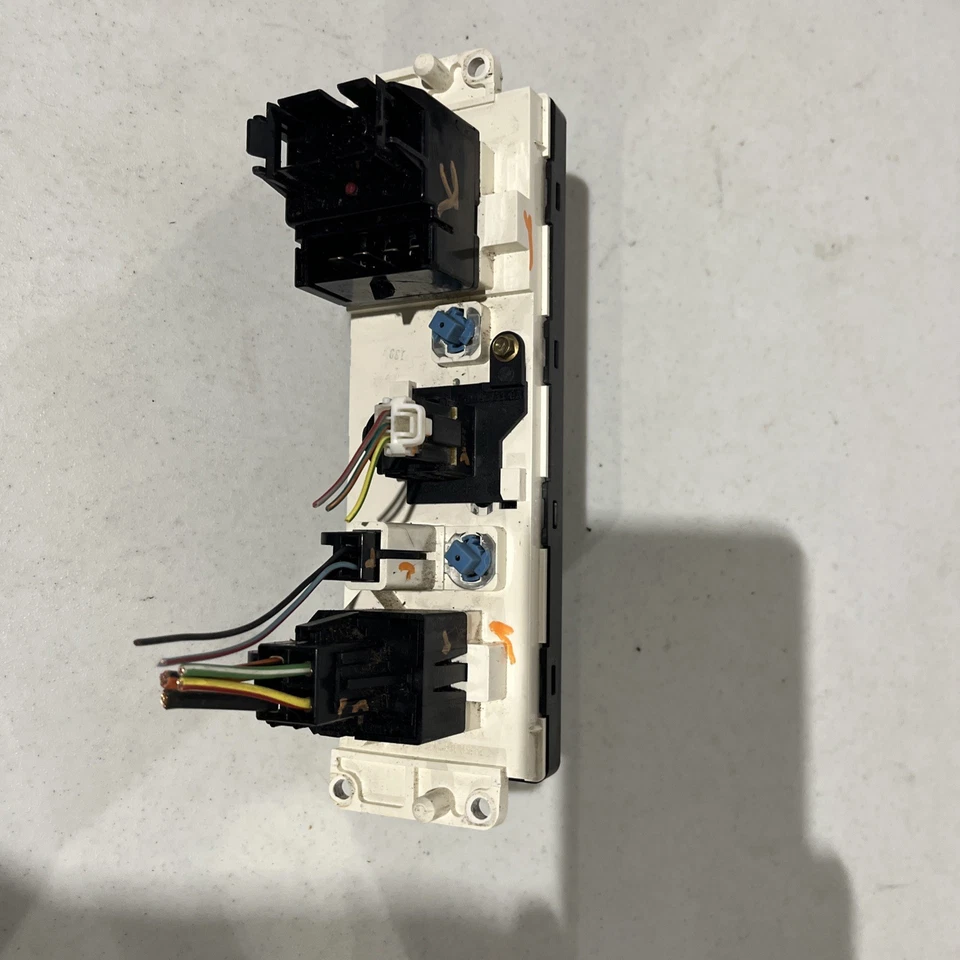 Ford Ranger 2003-2011 aire acondicionado calefacción climatización unidad P: 3L5H-19E764-AA ¡FABRICANTE DE EQUIPOS ORIGINALES! Foto 3 de 4