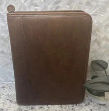 Large Day-Timer Brown Genuine Leather Zip Closure Personal Planner Binder 2005