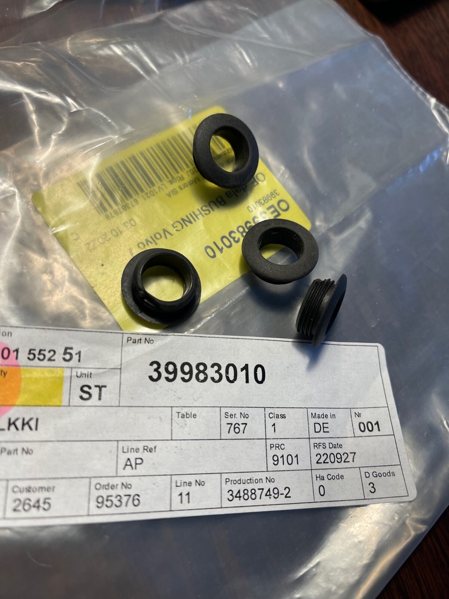 4x GENUINE OEM VOLVO DOOR LOCK BUTTON BLACK GROMMETS