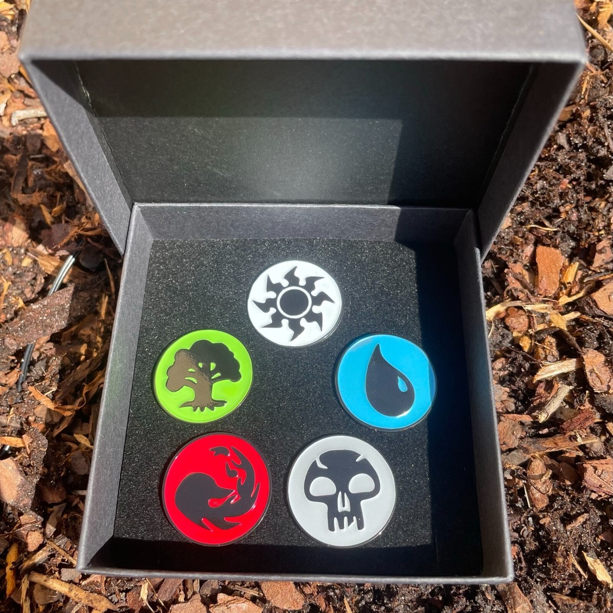 MTG Pin Set Magic the Gathering Enamel Pin Brooch Gift Box - 5