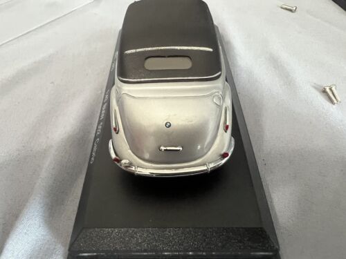 BMW 502 V8 CORGI 1:43 Silver 1950 Cabrio Convertible Detailed Model Toy Car - Picture 3 of 5