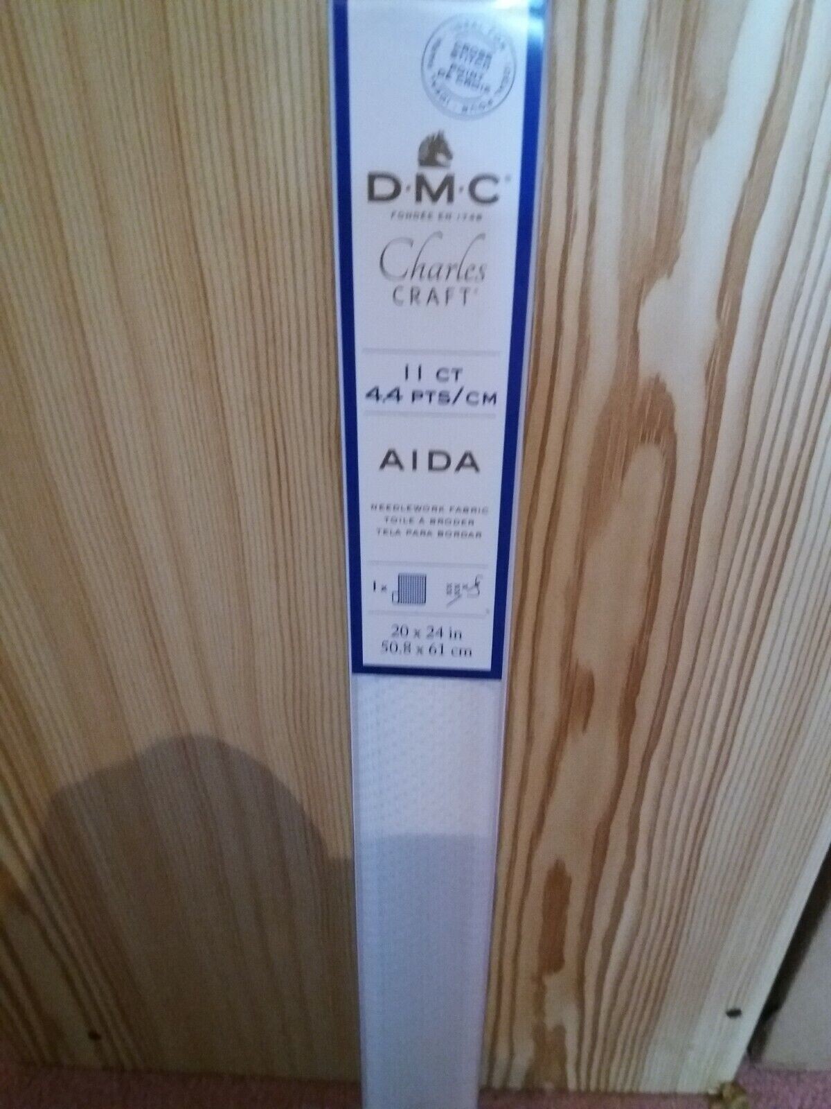 DMC CHARLES CRAFT NEEDLEWORK FABRIC AIDA 11CT ECRU 51cms x 61cms GD1138BX ECRU