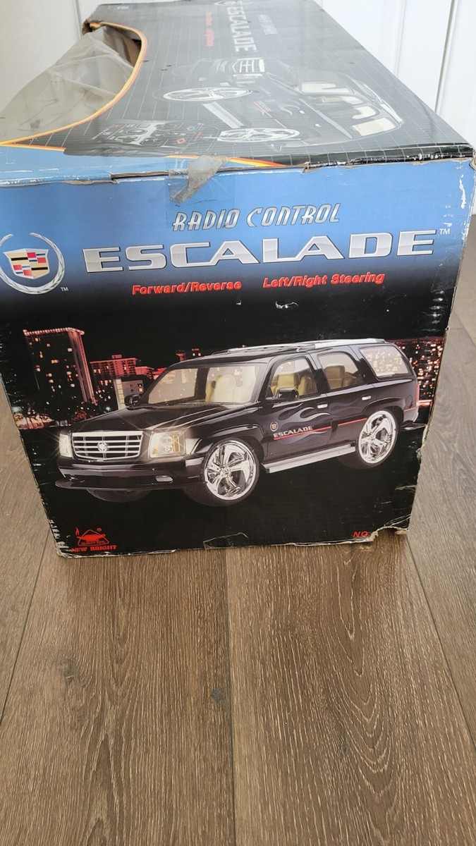 【未使用品】Cadillac Escalade R/C 1/6スケール 65cm New Bright RC 1/6 Scale Cadillac Escalade black Radio