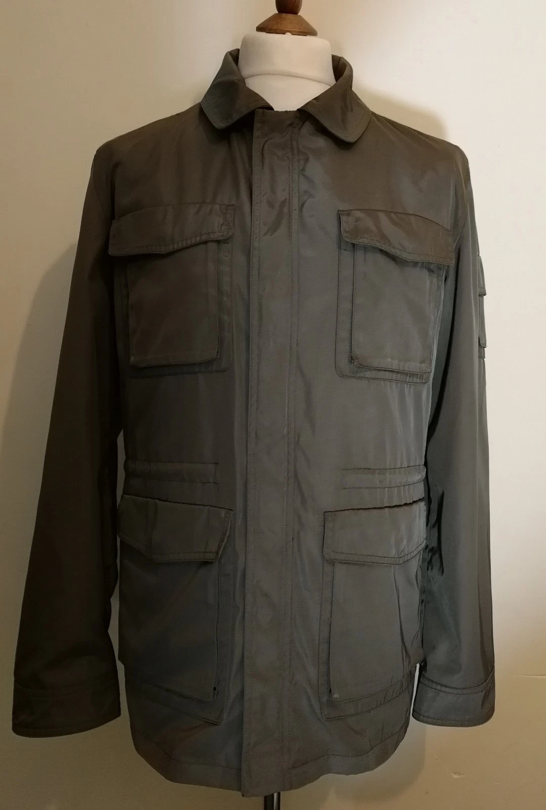Common People Raincoat Jacket Olive Size Medium