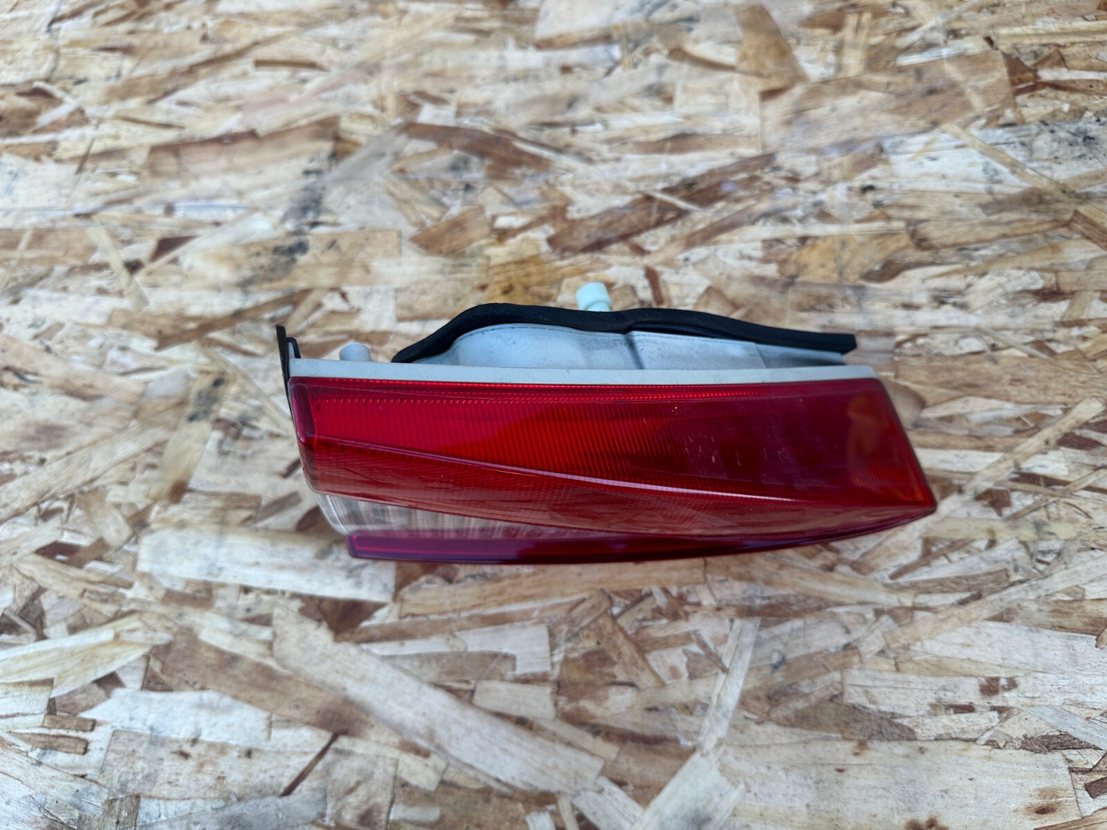 LEFT SIDE TRUNK TAILLIGHT TAIL LAMP 08-12 MASERATI QUATTROPORTE GRANTURISMO S