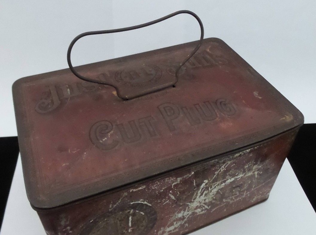 just suits tobacco tin Great Antique 1900's Just Suits Cut Plug Tobacco Tin - Great Color!