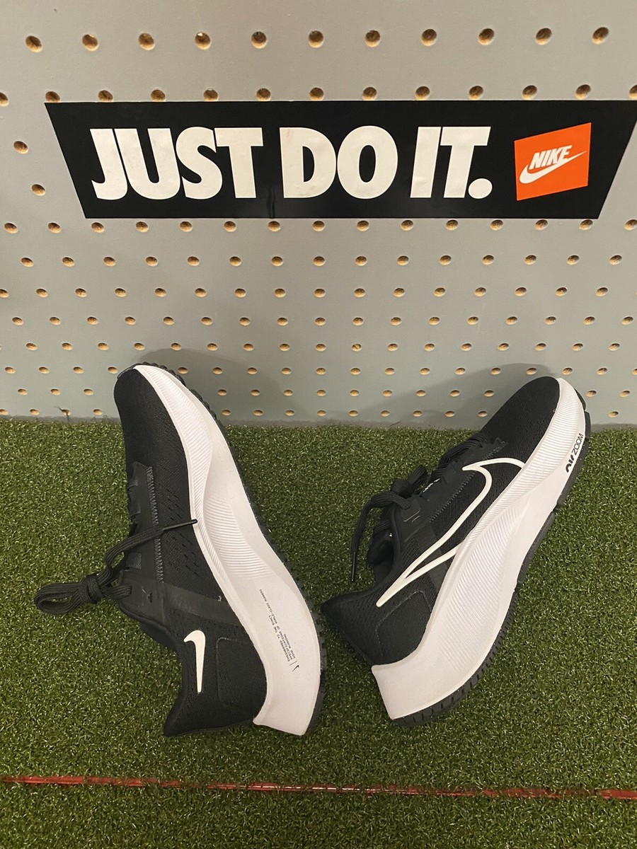 Nike Air Zoom Pegasus 38 Men 11 Black White Running Shoes CW7358-002 Sneakers Nike Air Zoom Pegasus 38 Men main image 4