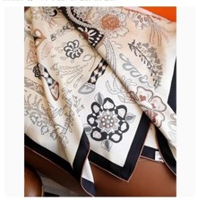 New Spring 2025 Boutique 18Momme Twill Silk Curled Printed Square Scarf 35' 9