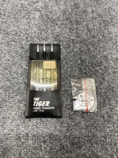 Vintage Harrows THE TIGER Professional Darts 27G Made in U.K. FLIGHTS