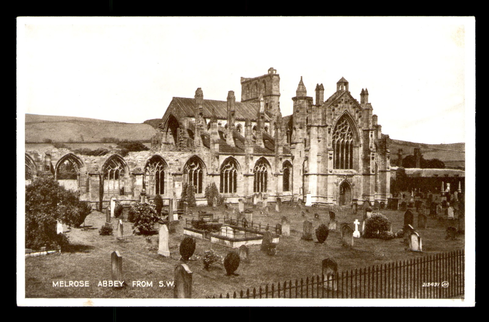 Melrose Abbey From SW Cemetery UK UNP Postcard Divided