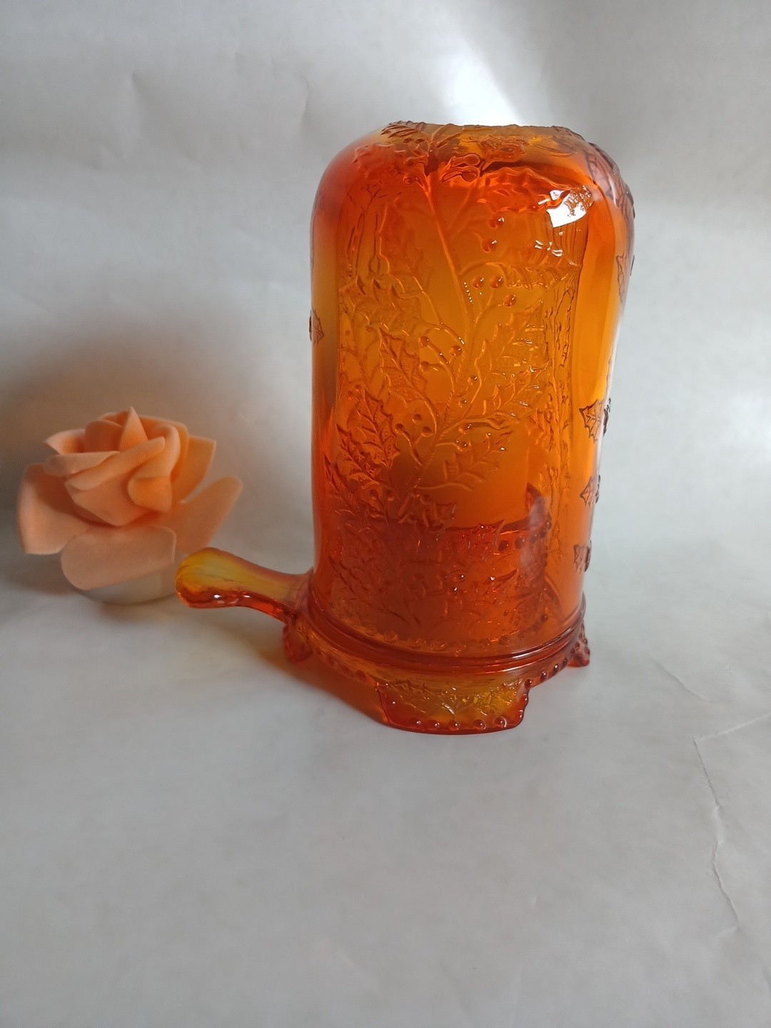 Mosser Fairy Lamp Holly Berry Amberina With Beautiful Details And Color  Glows 