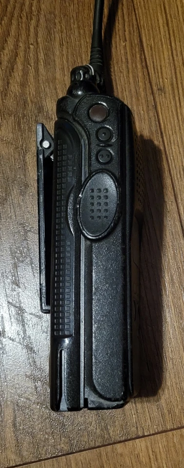 MOTOROLA XTS5000 700 800 MHz P25 Digital Police Fire EMS RADIO H18UCF9PW6AN - Image 3 of 4