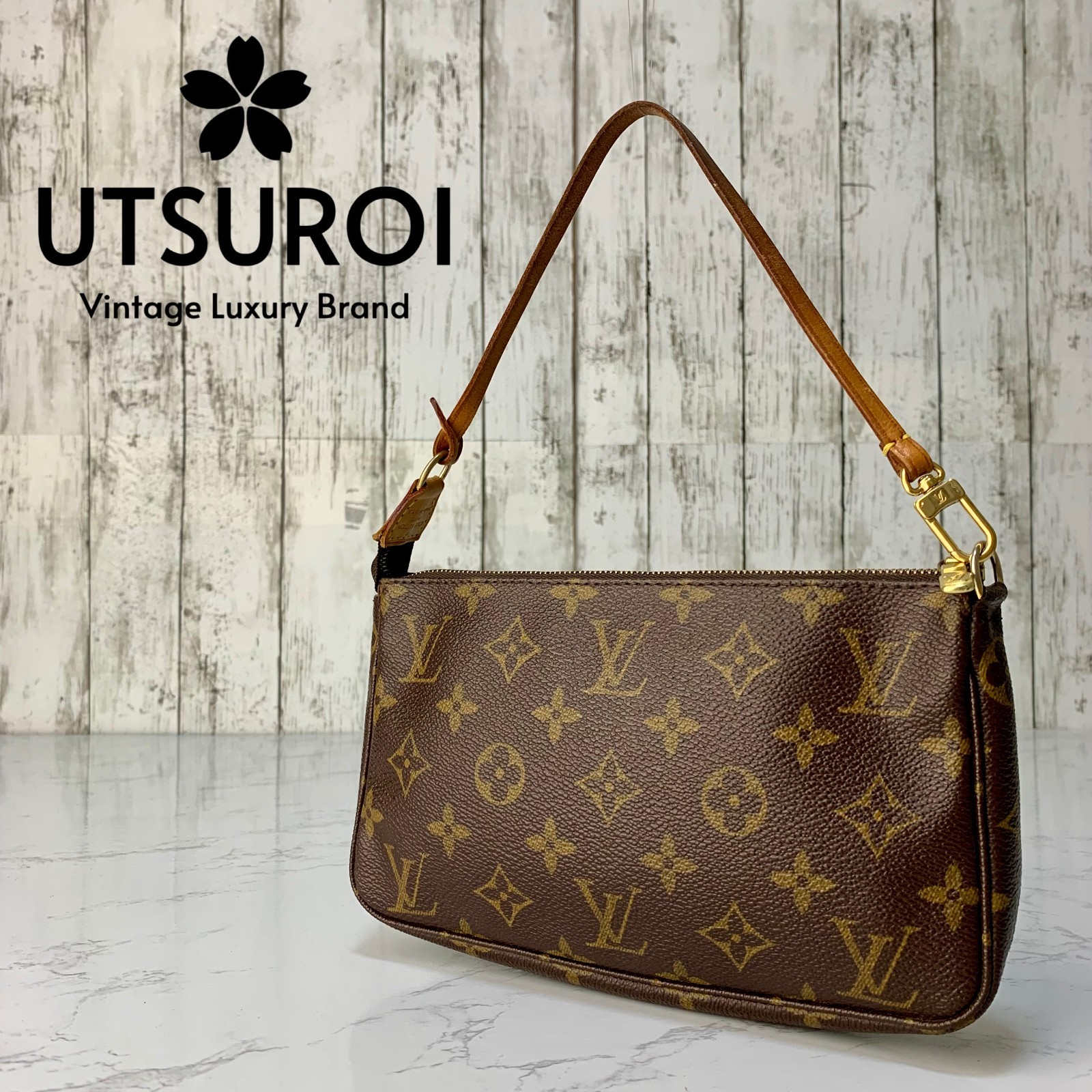 LOUIS VUITTON Pochette Accessoires Monogram Handbag Pouch Authentic Japan
