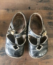 Little Girl  s Vintage Shoes / Sweet Black Leather MaryJanes