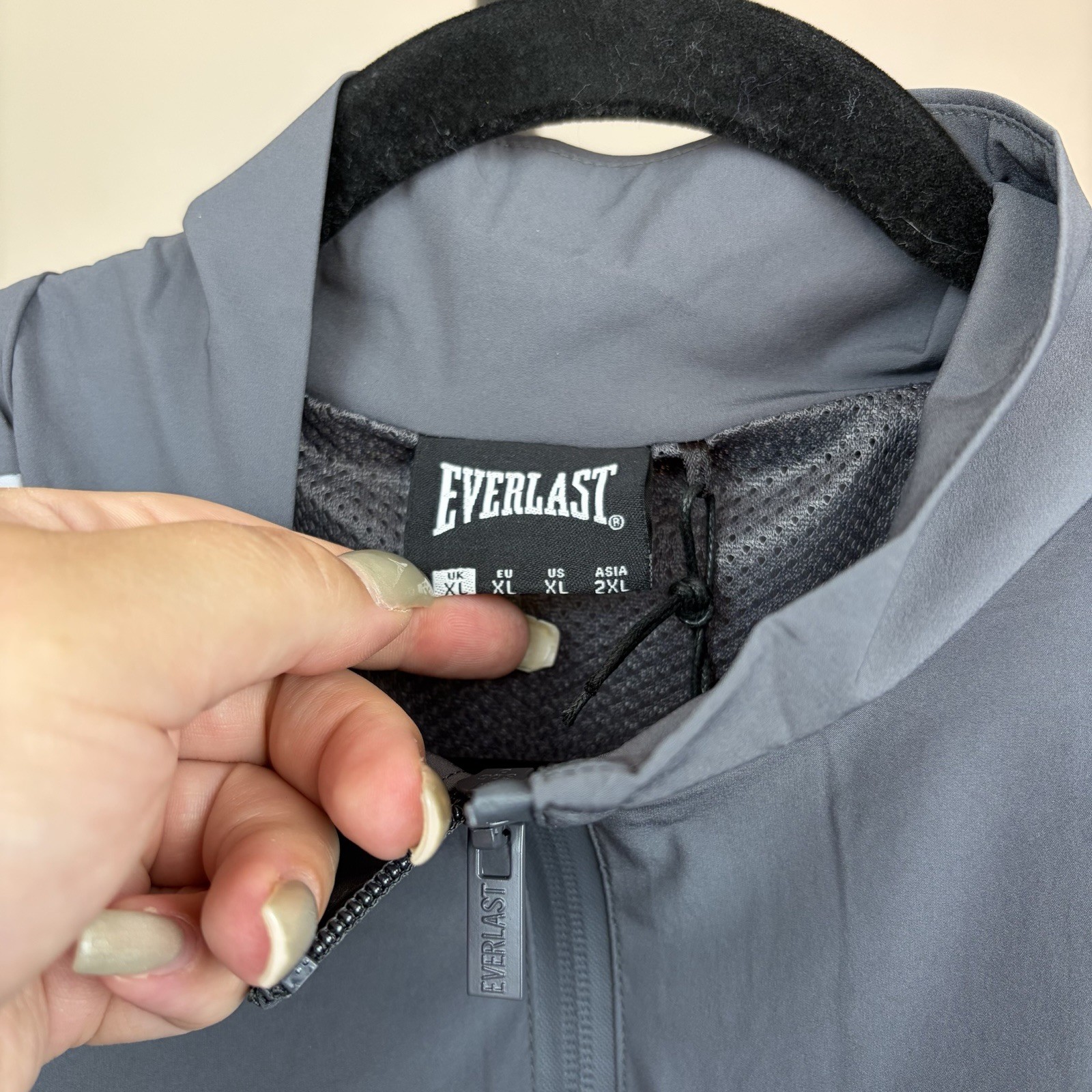 Everlast Piping Grey Track Training Top 1/4 Zip Size XL BNWT RRP £54.99 image 4