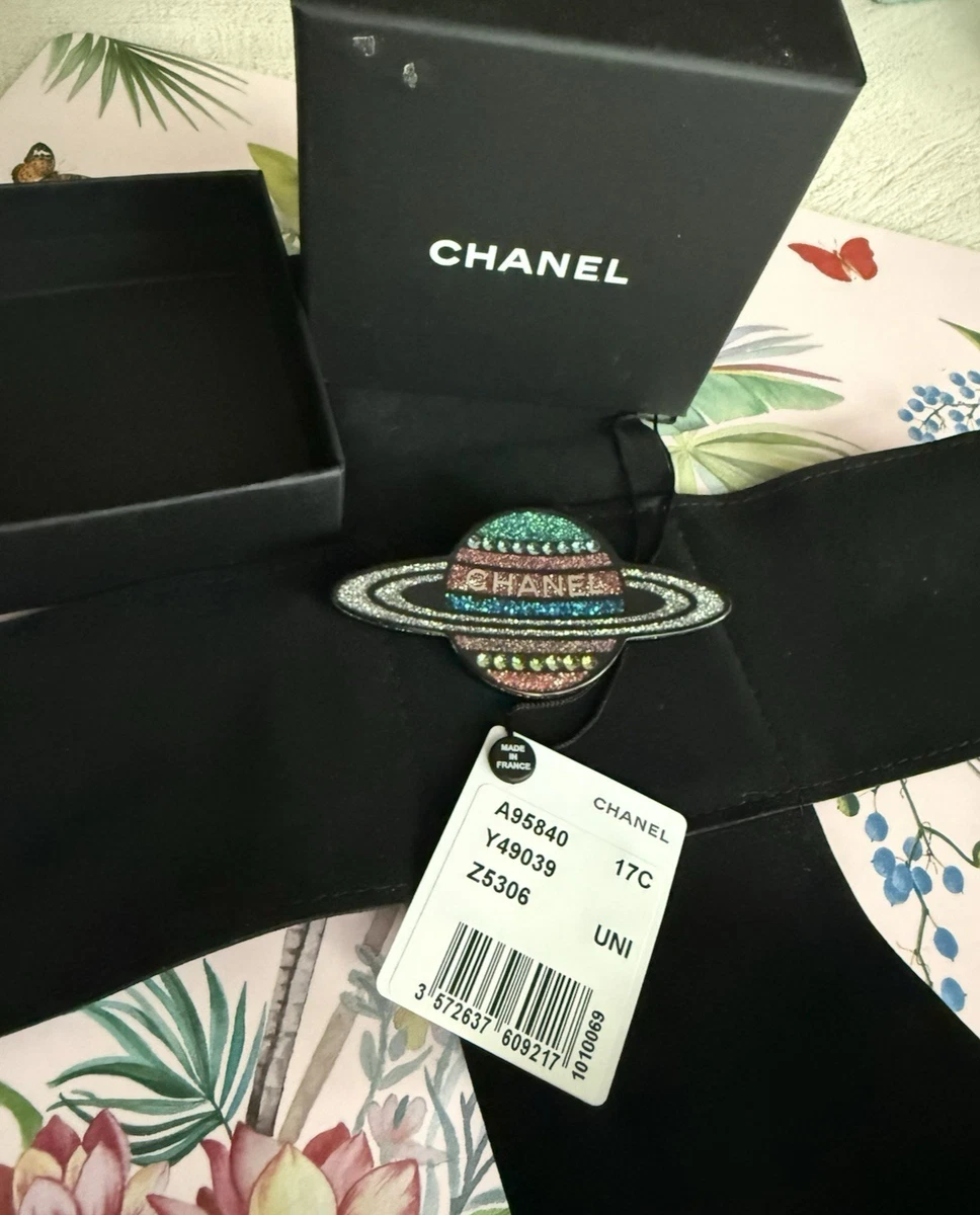 25+ CHANEL Crystal Fashion Brooches & Pins for sale | Updated Oct 2026