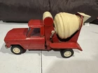 VTG  TONKA JEEP MIXER TRUCK RED No. 77 1960s LATCHES, SPINS, TILTS