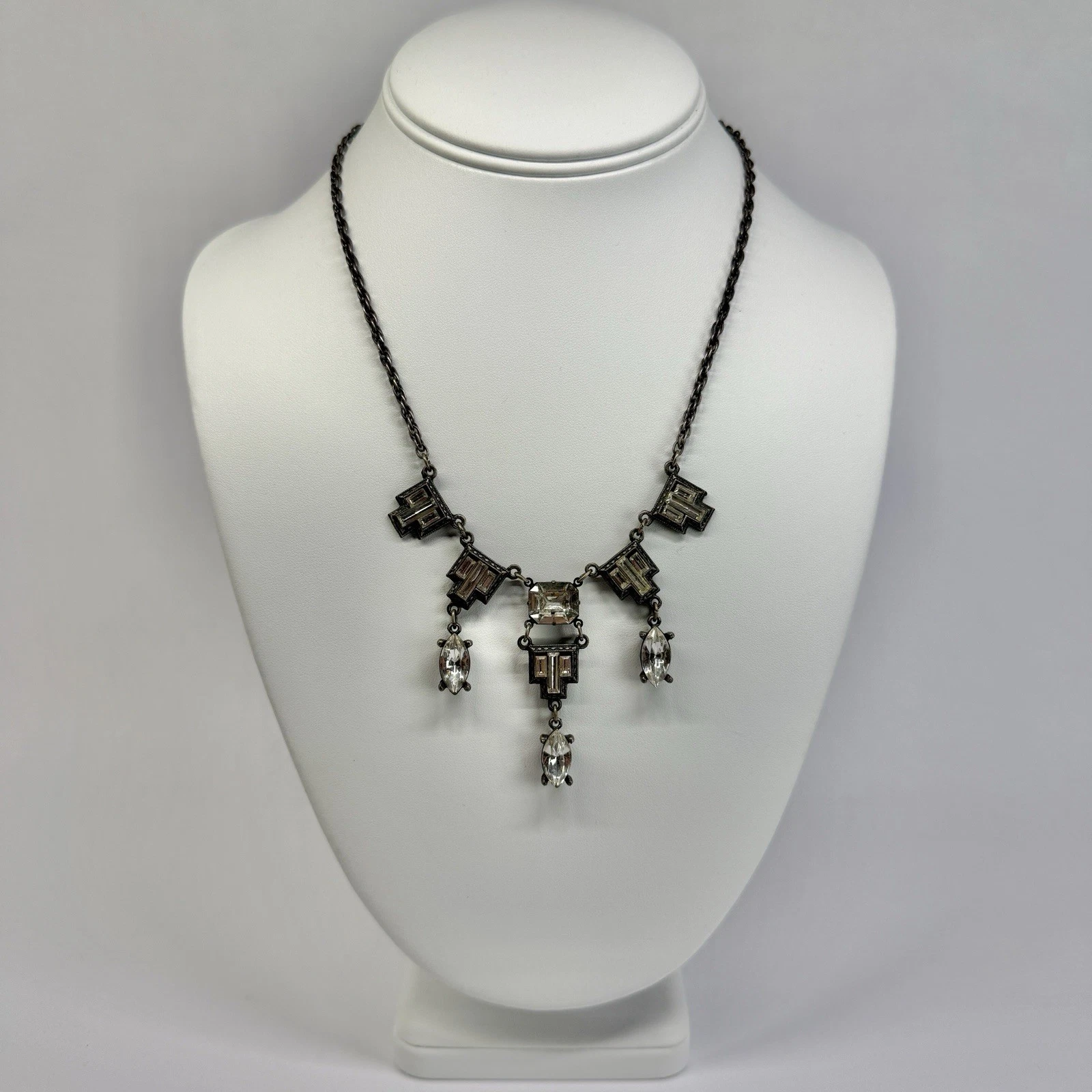Elegant Geometric Crystals Art Deco Silver Tone Vintage Necklace Jewelry N737