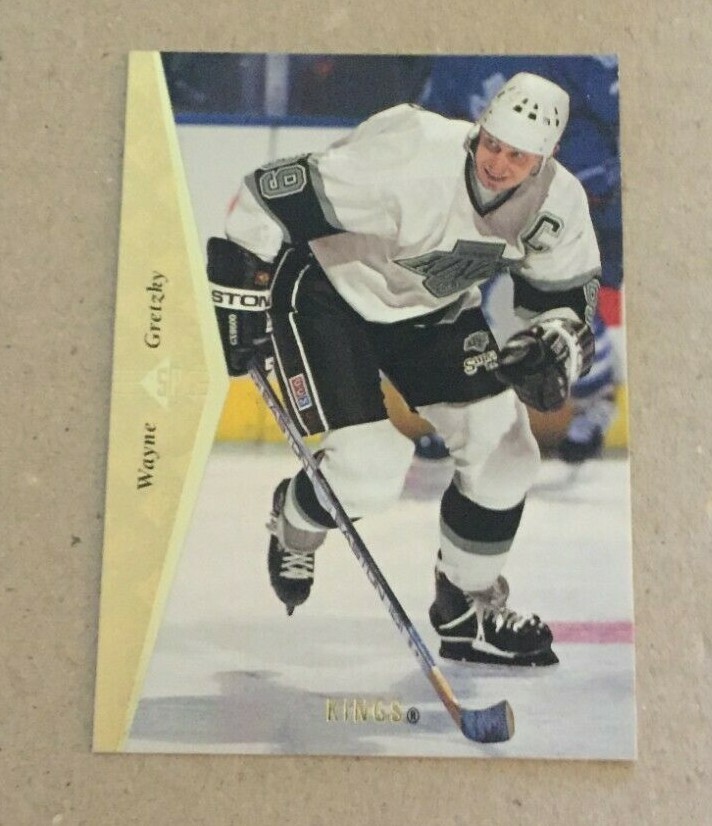 WAYNE GRETZKY KINGS 1994-95  UPPER DECK SP #54
