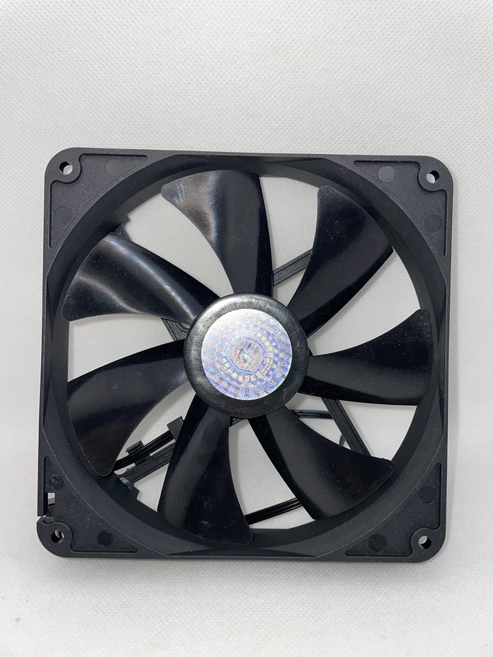 Cooler Master MasterFan A14025-12CB-3BN-F1 140mm Silent PC Fan 2000rpm 12V 0.18A - Image 2 of 2