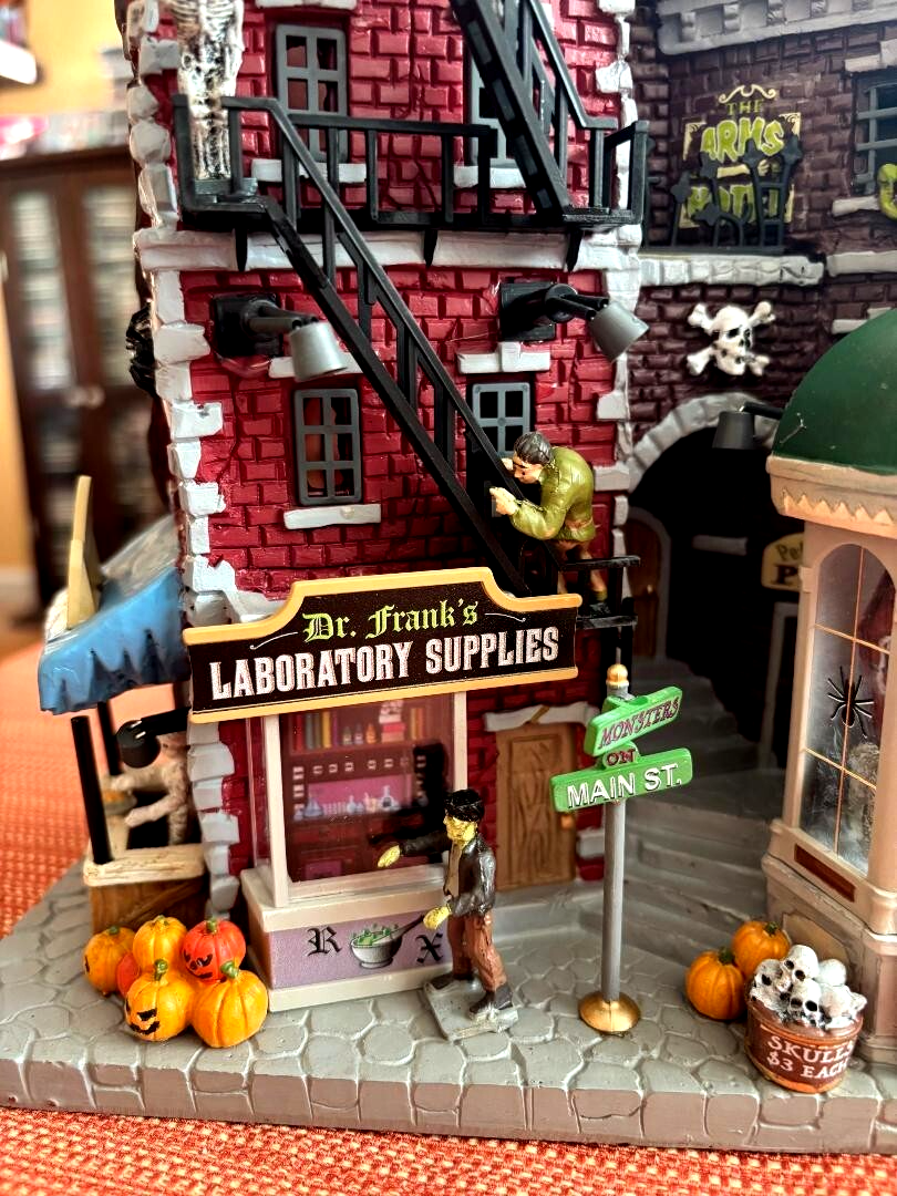 Lemax Spooky Town "Monsters on Main Street" Brand New- Lighted Facade | eBay