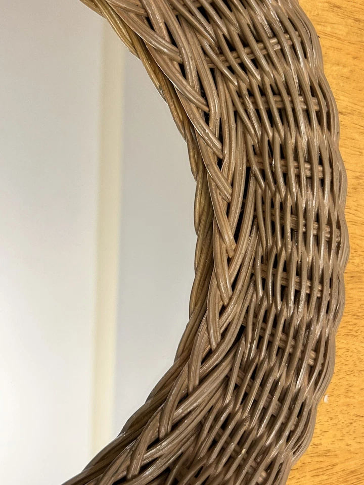 Espejo de pared ovalado marrón pintado vintage de mimbre colgante 16x12 Shabby Chic casa de campo Foto 4 de 4