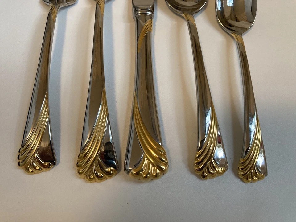 5 Piece place setting LENOX KELLY Gold Accent 18/8  Glossy Stainless Korea - Image 2 of 4