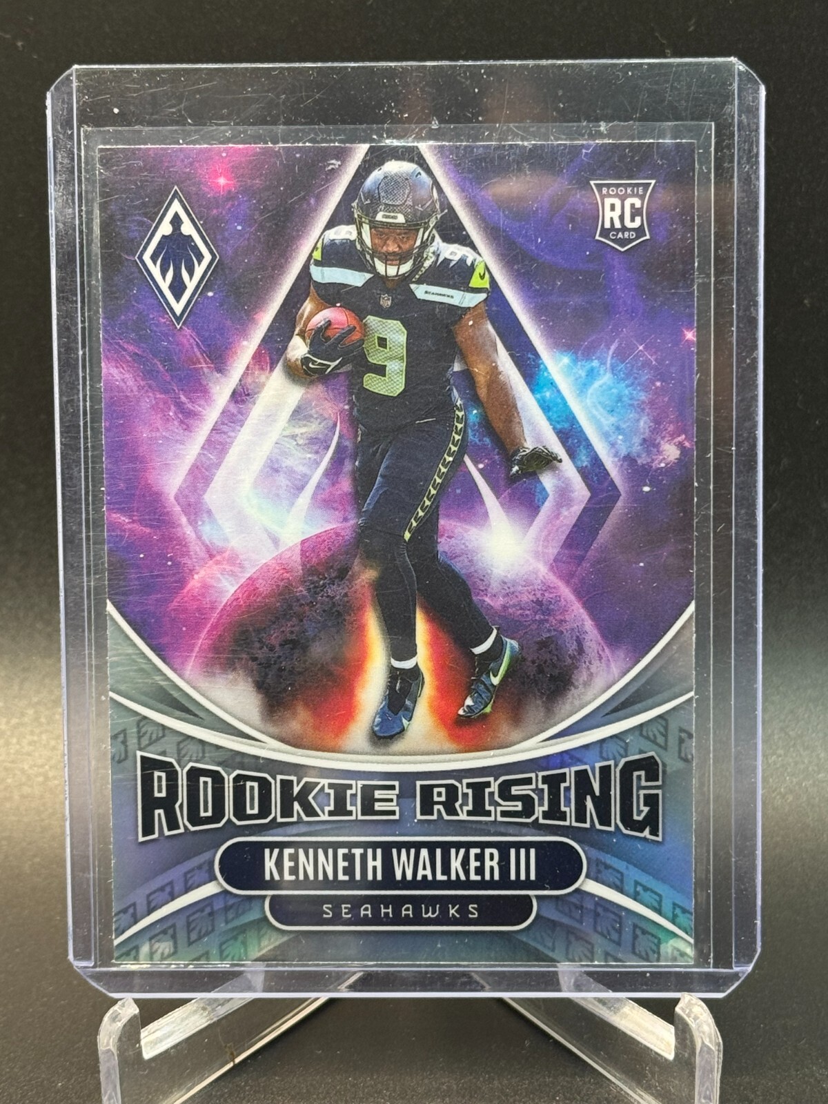 2022 Panini Phoenix - Rookie Rising #RIS-8 Kenneth Walker III (RC)