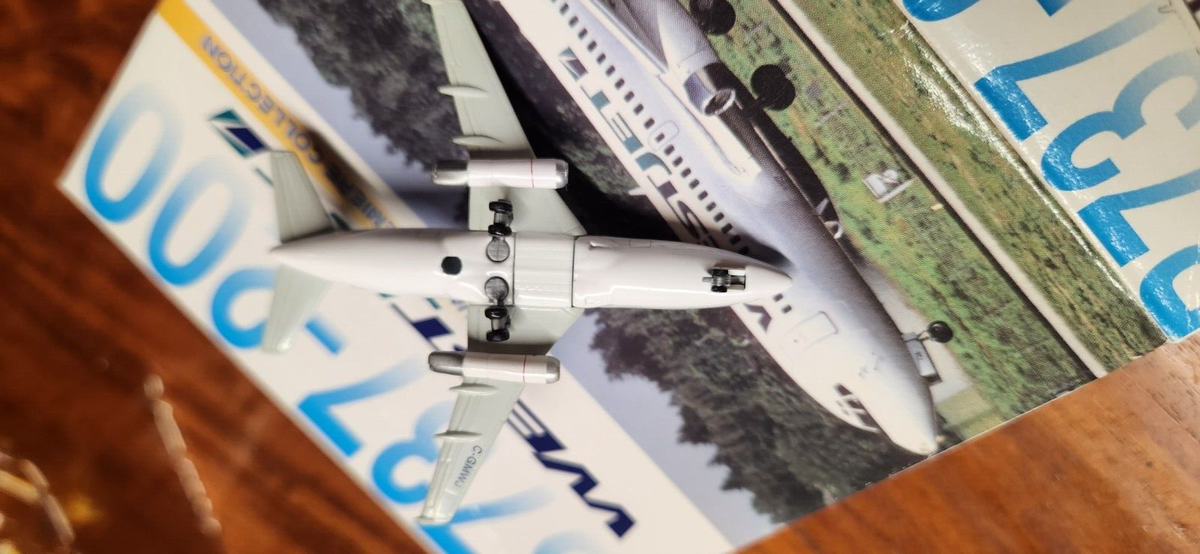 1/400 Dragon Wings Boeing 737-200 WestJet NMIB | eBay