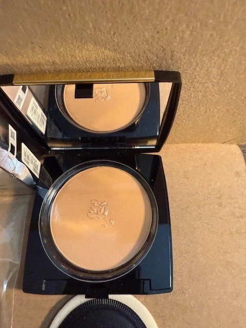 LANCOME DUAL FINISH Powder & Foundation In One 370 BISQUE (C)  NIB Free Ship - Image 2 of 3