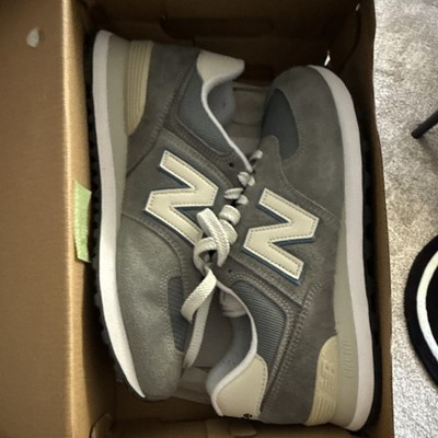 New Balance 574 Grey Sky Blue Suede Low Top Lace Up Sneaker ML574BA2 2021