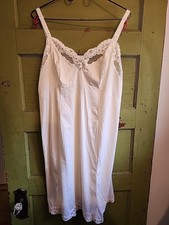 Vintage Komar Body Free White Nylon Full Slip Sz 38 Lace Trim Lingerie